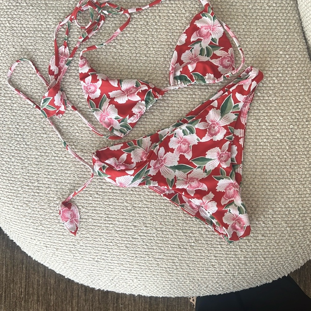 Benoa Swim - Vintage Orchid Floral Bikini TOP